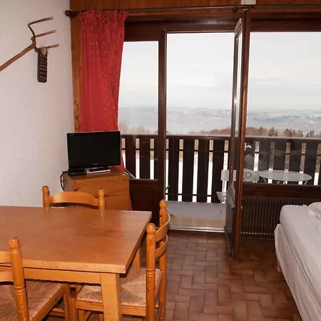 Studio Les Iris 18 Station Les Memises Apartment Thollon-les-Memises